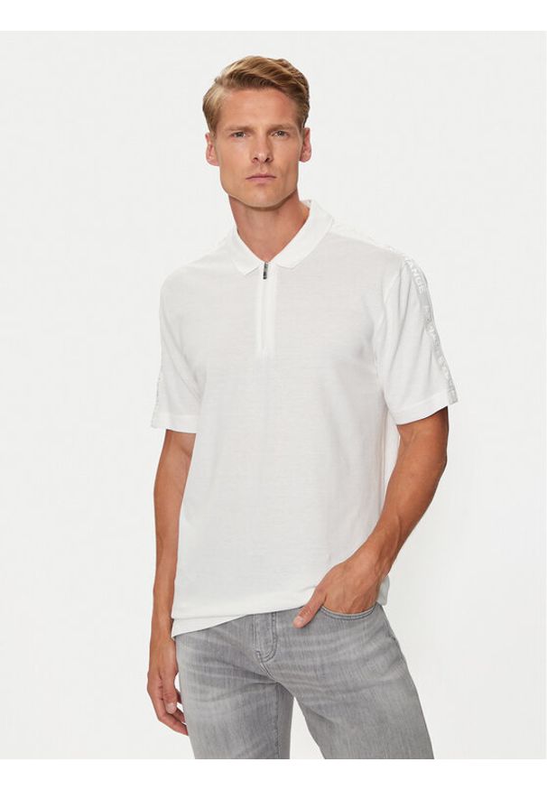 Armani Exchange Polo 6DZFLC ZJM5Z 1116 Biały Regular Fit. Typ kołnierza: polo. Kolor: biały. Materiał: bawełna