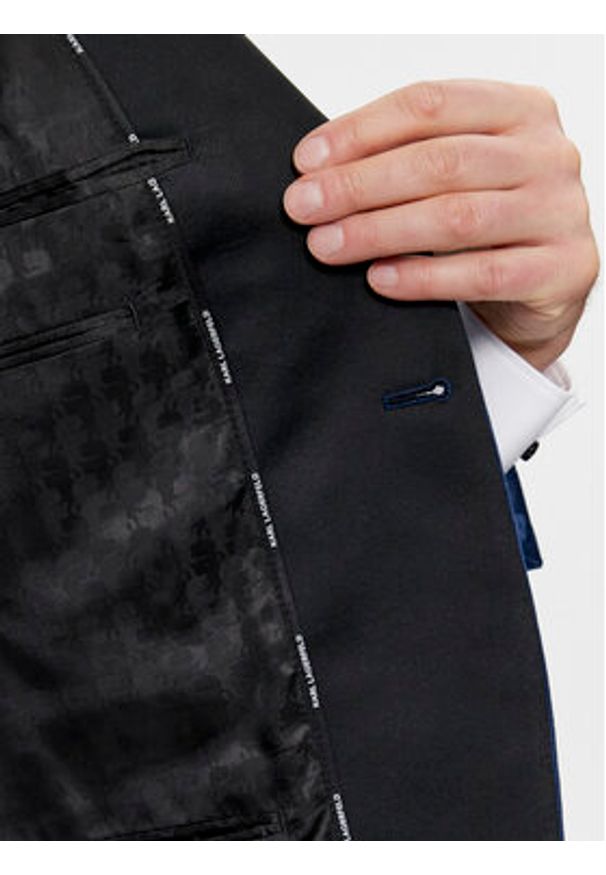 Karl Lagerfeld - KARL LAGERFELD Marynarka 155270 541009 Granatowy Slim Fit. Typ kołnierza: dekolt w karo. Kolor: niebieski. Materiał: syntetyk