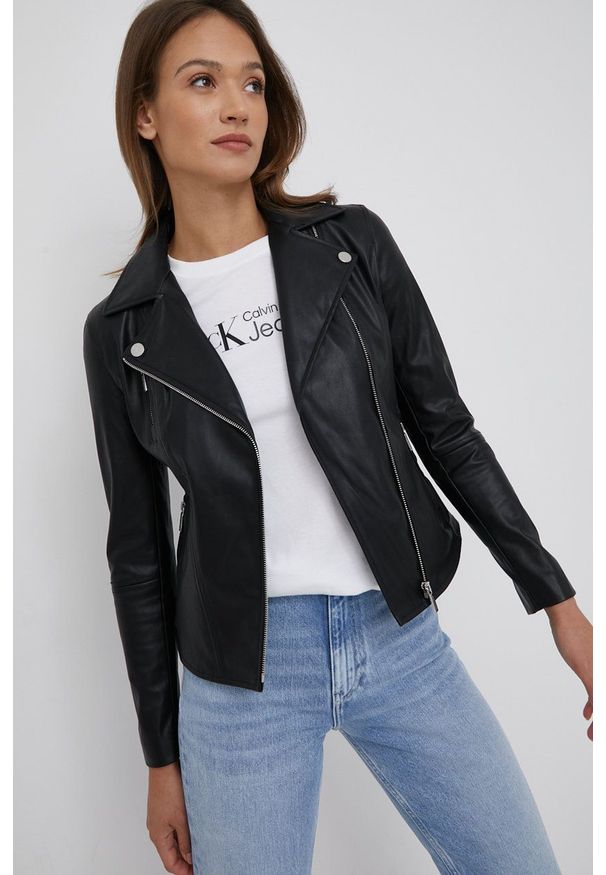 Armani Exchange ramoneska damska kolor czarny przejściowa. Okazja: na co dzień. Kolor: czarny. Materiał: materiał. Wzór: gładki. Styl: casual