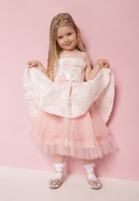 Born2be - Różowa Rozkloszowana Tiulowa Sukienka w Kwiaty z Bolerkiem na Guziki Zepene. Okazja: na co dzień. Typ kołnierza: kołnierz z falbankami. Kolor: różowy. Materiał: tiul. Długość rękawa: długi rękaw. Wzór: kwiaty. Typ sukienki: proste. Styl: casual, elegancki #6