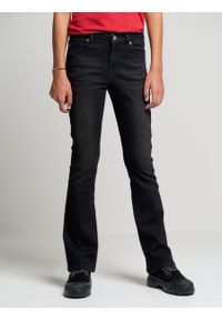 Big-Star - Jeansy dziewczęce z rozszerzaną nogawką czarne Layla Flare 903. Kolor: czarny. Materiał: jeans. Styl: młodzieżowy, klasyczny, elegancki