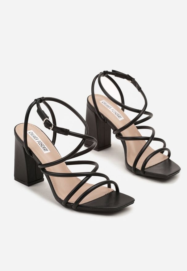 Born2be - Czarne Sandały na Obcasie Ozdobione Paskami Miroti. Okazja: na imprezę, na co dzień. Zapięcie: pasek. Kolor: czarny. Wzór: aplikacja. Materiał: jeans. Sezon: lato. Obcas: na obcasie. Styl: casual, elegancki. Wysokość obcasa: średni