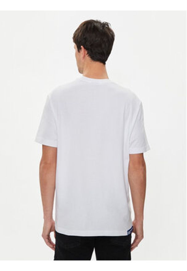 Karl Lagerfeld Jeans T-Shirt 245D1709 Biały Regular Fit. Kolor: biały. Materiał: bawełna