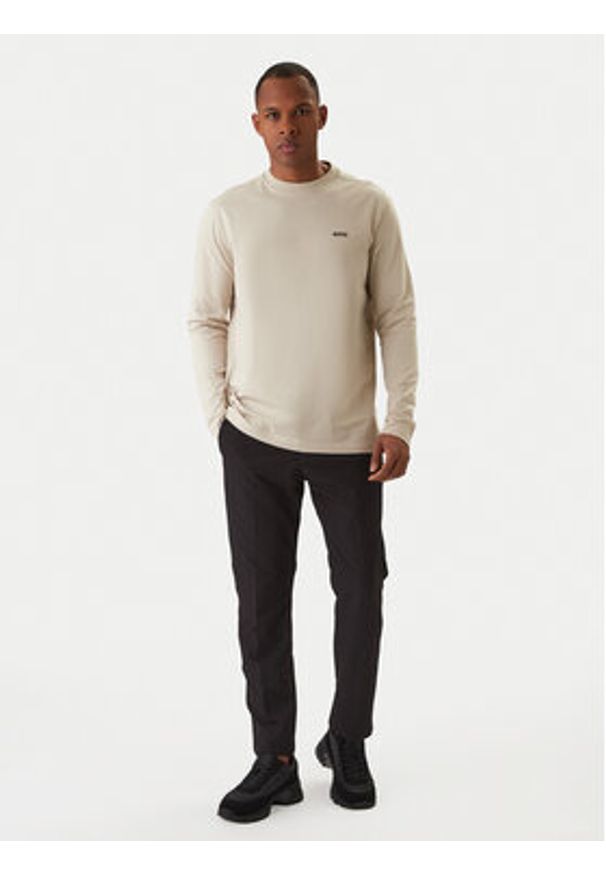 BOSS Longsleeve 50506365 Beżowy Regular Fit. Kolor: beżowy. Materiał: bawełna. Długość rękawa: długi rękaw