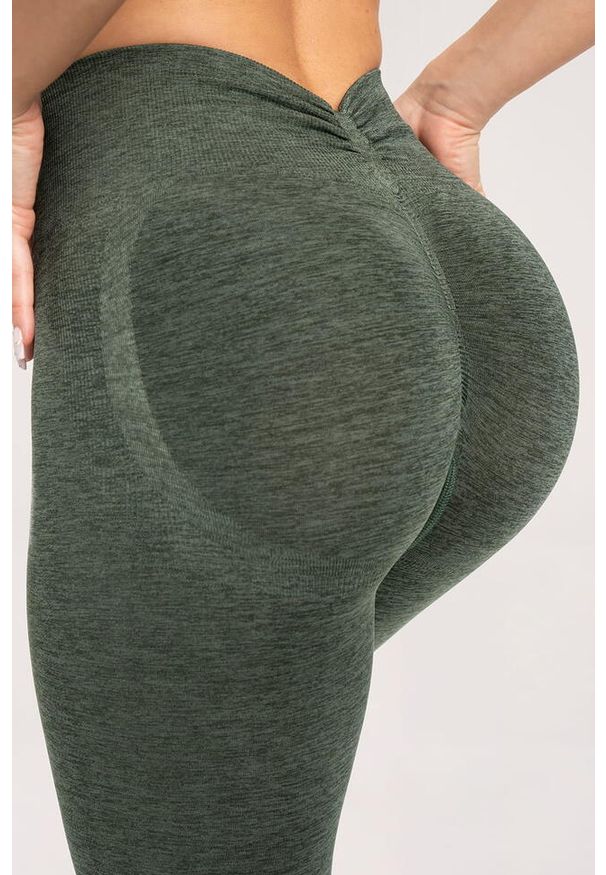 GYM GLAMOUR - Legginsy fitness damskie Gym Glamour seamless deep push up. Kolor: zielony. Sport: fitness