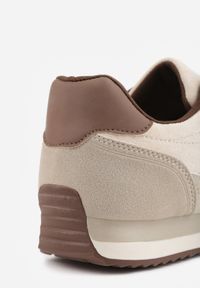 Renee - Beżowe Sneakersy Basic z Imitacji Zamszu Ozdobione Przeszyciami Nethe. Okazja: na co dzień. Zapięcie: sznurówki. Kolor: beżowy. Materiał: zamsz. Wzór: aplikacja #8