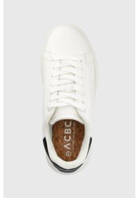 ACBC buty kolor biały. Nosek buta: okrągły. Zapięcie: sznurówki. Kolor: biały. Materiał: guma. Wzór: motyw zwierzęcy