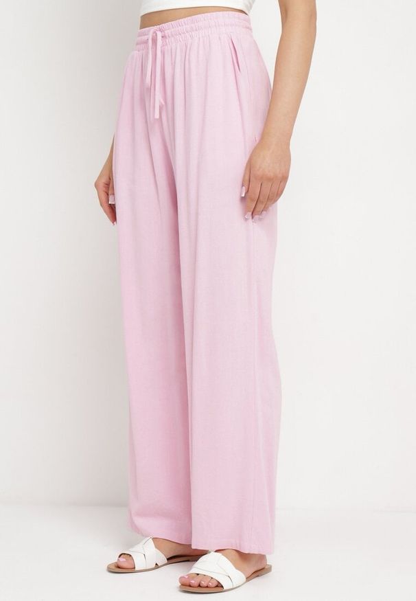 Born2be - Różowe Wiskozowe Spodnie z Lnem o Szerokich Nogawkach Almaris. Okazja: na spotkanie biznesowe. Kolor: różowy. Materiał: len, wiskoza. Styl: biznesowy
