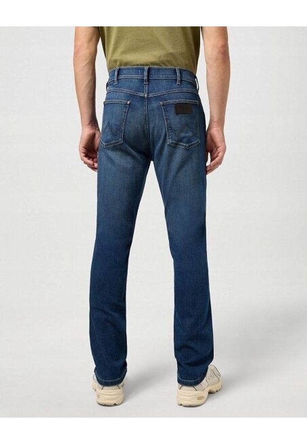 Wrangler - WRANGLER LARSTON MĘSKIE SPODNIE JEANSOWE JEANSY DŻINSY HARE BLUE 112350848 W18S017969