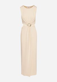 Born2be - Jasnobeżowa Sukienka z Wiskozą Ozdobiona Wycięciami i Metalową Aplikacją Odivaria. Kolor: beżowy. Materiał: wiskoza. Wzór: aplikacja. Styl: klasyczny #3