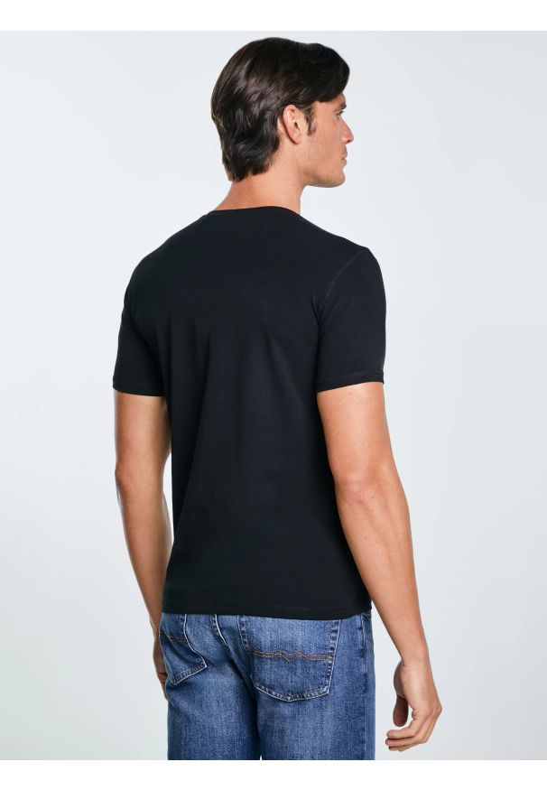 Big-Star - Koszulka męska v-neck z bawełny supima czarna Supiclassicov 906. Kolor: czarny. Materiał: bawełna. Długość: długie. Styl: klasyczny