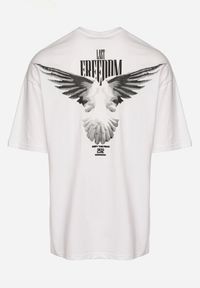 Born2be - Biała Koszulka T-shirt z Ozdobnym Napisem i Nadrukiem na Plecach Ballis. Kolor: biały. Materiał: jeans. Wzór: napisy, nadruk #4