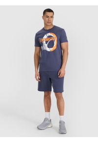 4f - 4F T-shirt regular z nadrukiem męski - szary XL. Okazja: na co dzień. Kolor: szary. Materiał: bawełna, jersey, materiał. Długość rękawa: krótki rękaw. Długość: krótkie. Wzór: nadruk. Styl: sportowy, casual, klasyczny