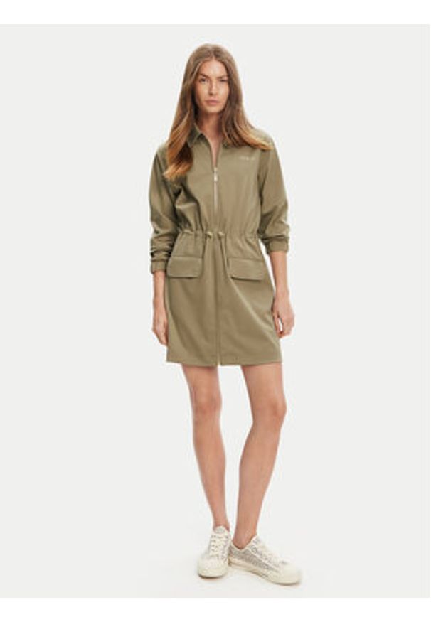 Guess Sukienka codzienna V5YK04 KCX42 Zielony Regular Fit. Okazja: na co dzień. Kolor: zielony. Materiał: syntetyk. Typ sukienki: proste. Styl: casual