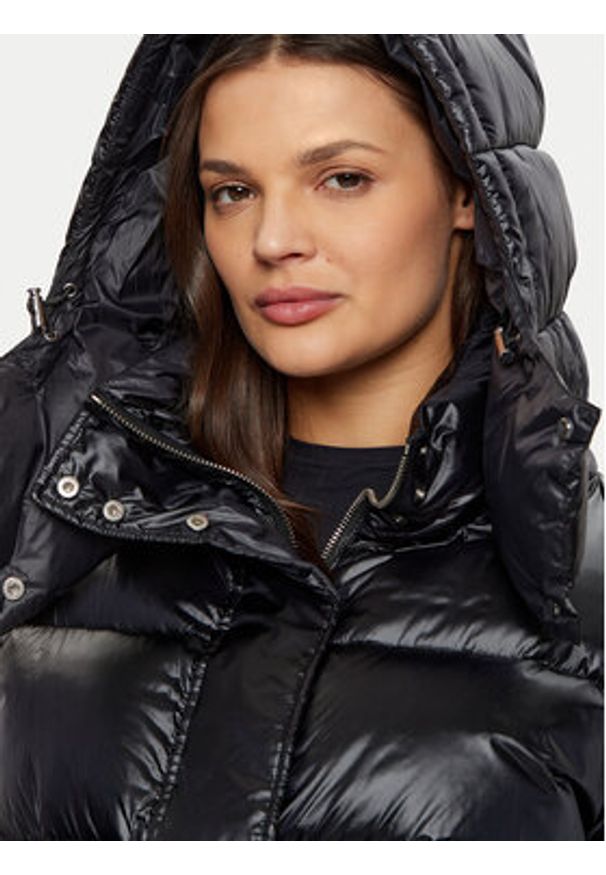 Patrizia Pepe Kurtka puchowa 2O0050/A9M0-K103 Czarny Regular Fit. Kolor: czarny. Materiał: syntetyk