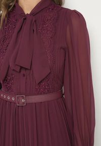 Born2be - Ciemnofioletowa Rozkloszowana Sukienka Maxi z Plisowanym Dołem i Paskiem Brofilla. Okazja: na co dzień. Kolor: fioletowy. Materiał: poliester. Wzór: aplikacja. Styl: klasyczny, casual. Długość: maxi #2