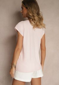 Renee - Jasnoróżowy T-shirt z Bawełny Ozdobiony Koronką Ralienne. Okazja: na co dzień. Kolor: różowy. Materiał: bawełna, koronka. Wzór: aplikacja, koronka. Styl: casual