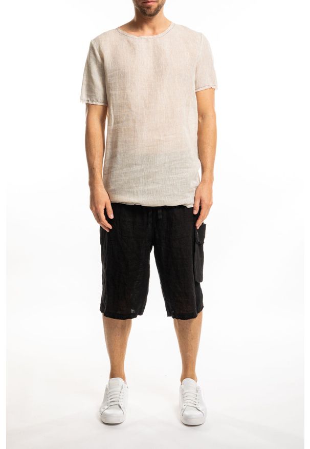 Takeshy Kurosawa T-shirt "Lino" | 83333 | Lino | Mężczyzna | Beżowy. Okazja: na co dzień. Kolor: beżowy. Materiał: bawełna, poliester, len. Wzór: aplikacja. Styl: casual