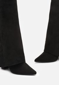 Born2be - Czarne Kozaki na Słupku z Wywiniętą Cholewką Gafsena. Okazja: na co dzień. Kolor: czarny. Materiał: jeans. Szerokość cholewki: normalna. Sezon: wiosna, zima, jesień. Obcas: na słupku. Styl: casual. Wysokość obcasa: średni #3