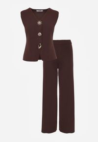 Renee - Brązowy Komplet z Wiskozą Szerokie Spodnie i Kamizelka z Aplikacjami 3D Hirimi. Kolor: brązowy. Materiał: wiskoza. Wzór: aplikacja #5