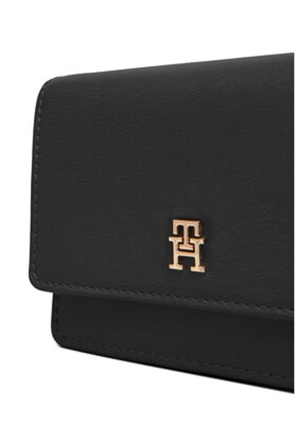 TOMMY HILFIGER - Tommy Hilfiger Torebka Th Icon Card Holder W/Chain AW0AW18248 Czarny. Kolor: czarny. Materiał: skórzane
