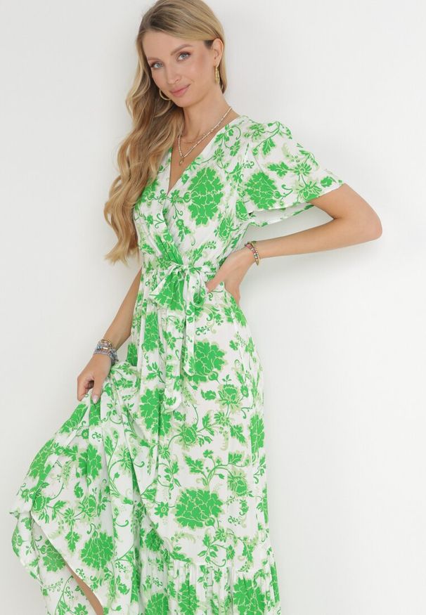 Born2be - Zielona Sukienka Maxi z Gumką i Wiązaniem w Talii z Wiskozy Aspasia. Kolor: zielony. Materiał: wiskoza. Długość: maxi