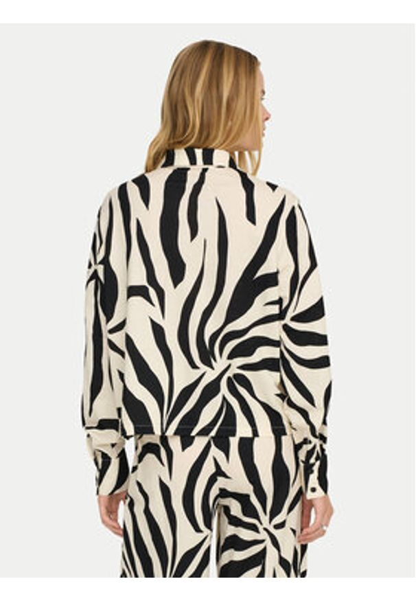 only - ONLY Koszula Sakura 15366883 Czarny Regular Fit. Kolor: czarny. Materiał: syntetyk