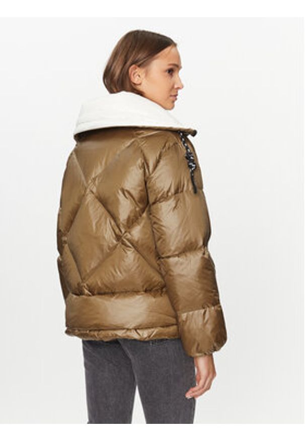 Deha Kurtka puchowa D93581 Brązowy Regular Fit. Kolor: brązowy. Materiał: puch, syntetyk
