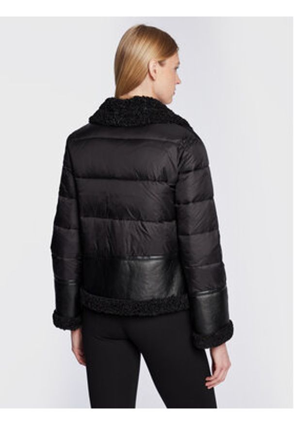 Pinko - PINKO Kurtka przejściowa Iside 1G18KJ Y4V5 Czarny Regular Fit. Kolor: czarny. Materiał: syntetyk