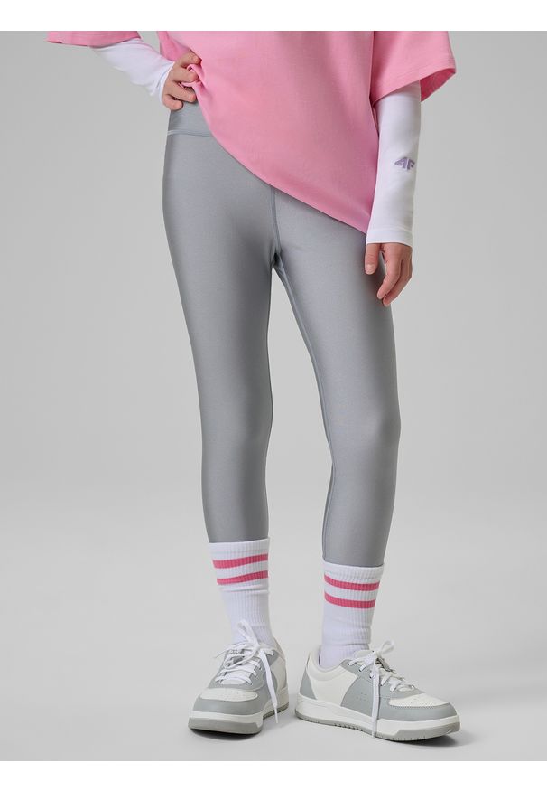4f - 4F Legginsy dzianinowe z wysokim stanem dziewczęce - srebrne 158/164 (12-14 lat). Okazja: na co dzień. Stan: podwyższony. Kolor: szary. Materiał: dzianina. Długość: długie. Wzór: gładki. Sezon: lato. Styl: casual