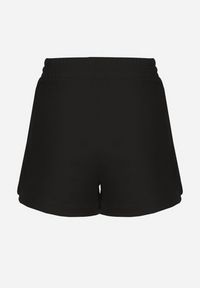 Born2be - Czarne Bawełniane Szorty Dresowe z Kieszeniami Galiriona. Okazja: na co dzień. Kolor: czarny. Materiał: dresówka, bawełna. Sezon: lato. Styl: sportowy, casual #4
