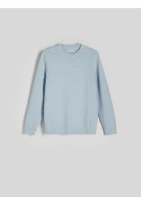 Reserved - Bawełniany sweter w paski - jasnoniebieski. Kolor: niebieski. Materiał: bawełna. Wzór: paski