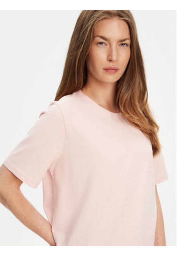 United Colors of Benetton - United Colors Of Benetton T-Shirt 3BVXD102P Różowy Regular Fit. Kolor: różowy. Materiał: bawełna