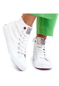 Damskie Klasyczne Wysokie Trampki Cross Jeans LL2R4086C Białe. Zapięcie: sznurówki. Kolor: biały. Materiał: materiał, guma. Szerokość cholewki: normalna. Styl: klasyczny