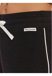 TOMMY HILFIGER - Tommy Hilfiger Szorty sportowe UW0UW05235 Granatowy Regular Fit. Kolor: niebieski. Materiał: bawełna #2