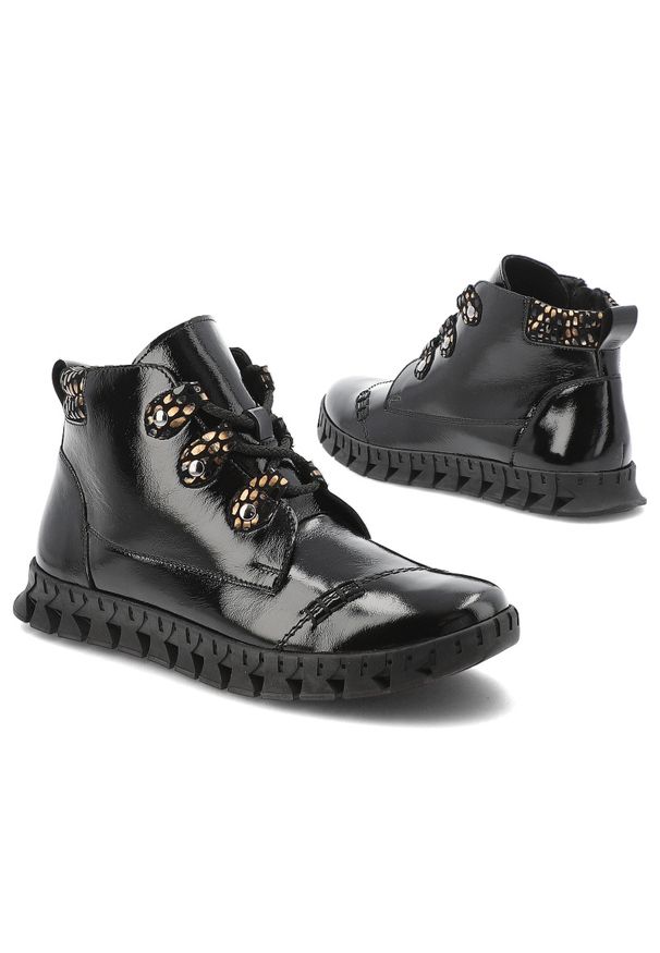 Czarne Botki Armodo Stylowe Lakierowane Buty Damskie. Okazja: na co dzień. Zapięcie: sznurówki. Kolor: czarny. Materiał: lakier. Szerokość cholewki: normalna. Styl: elegancki