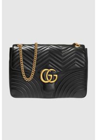 Gucci - GUCCI Skórzana duża torebka GG Marmont. Kolor: czarny. Wzór: jodełka. Materiał: skórzane. Rozmiar: duże. Rodzaj torebki: na ramię