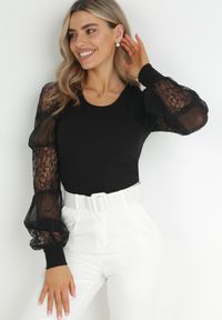 Born2be - Czarna Bluzka Eufisa. Okazja: na randkę. Kolor: czarny. Materiał: dzianina, jeans, koronka. Wzór: prążki, koronka. Styl: elegancki, boho #4