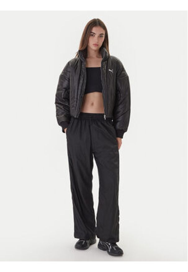 Puma Kurtka zimowa Dare To 632173 01 Czarny Regular Fit. Kolor: czarny. Materiał: syntetyk. Sezon: zima