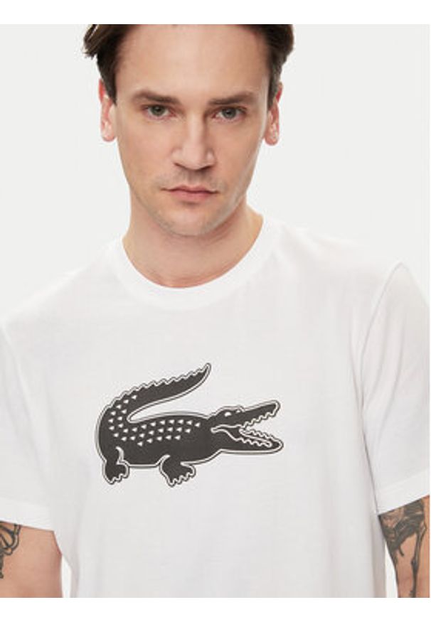 Lacoste T-Shirt TH2042 Biały Regular Fit. Kolor: biały. Materiał: syntetyk, bawełna