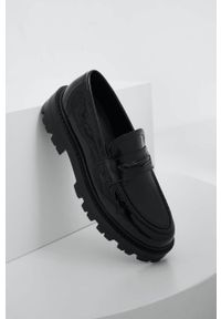 Answear Lab mokasyny damskie kolor czarny na platformie. Nosek buta: okrągły. Kolor: czarny. Materiał: guma. Obcas: na platformie. Styl: wakacyjny #3