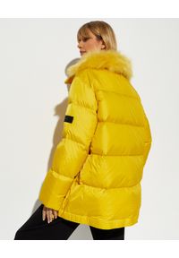 YVES SALOMON PARIS - Żółta kurtka puchowa. Kolor: żółty. Materiał: puch. Długość rękawa: długi rękaw. Długość: długie. Wzór: aplikacja #3