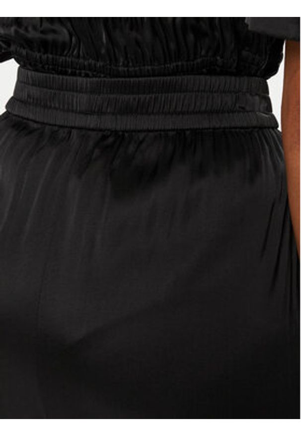 Munthe Spodnie materiałowe Ohara 242141224230 Czarny Loose Fit. Kolor: czarny. Materiał: wiskoza