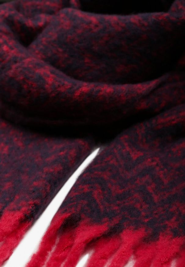 Born2be - Czerwony Szalik z Frędzlami Nontes. Okazja: na co dzień. Kolor: czerwony. Styl: casual, elegancki