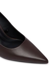 Calvin Klein Szpilki Ess Stiletto 90 HW0HW02608 Brązowy. Kolor: brązowy. Materiał: skóra. Obcas: na szpilce #4