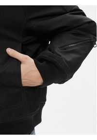Calvin Klein Jeans Kurtka bomber J30J324070 Czarny Relaxed Fit. Kolor: czarny. Materiał: syntetyk #2