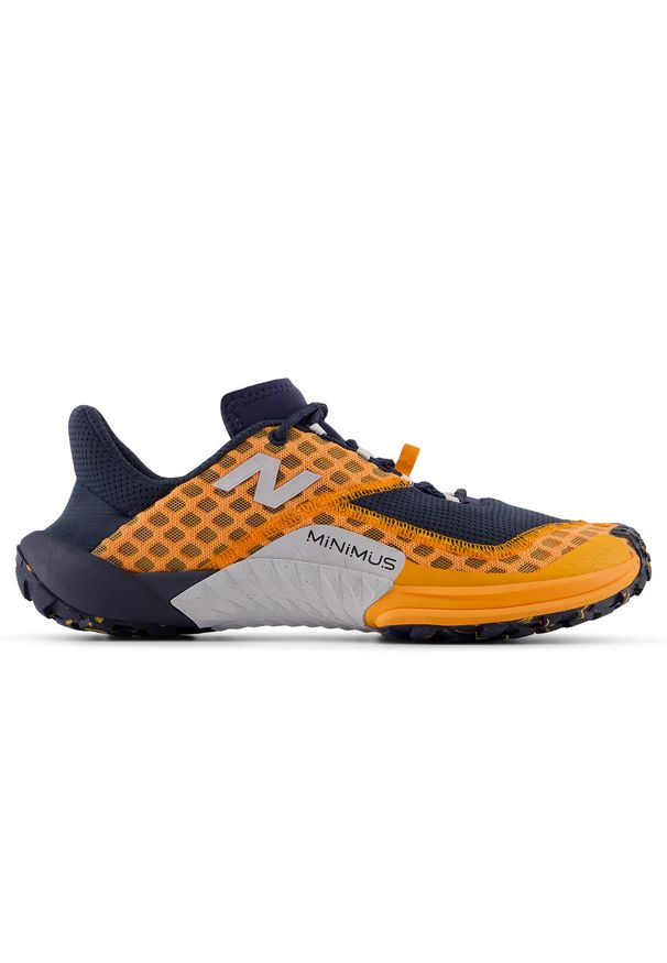 Buty męskie New Balance Minimus Trail MTM10CO1 – pomarańczowe. Zapięcie: sznurówki. Kolor: pomarańczowy. Materiał: guma, materiał, syntetyk. Szerokość cholewki: normalna. Sport: bieganie, fitness