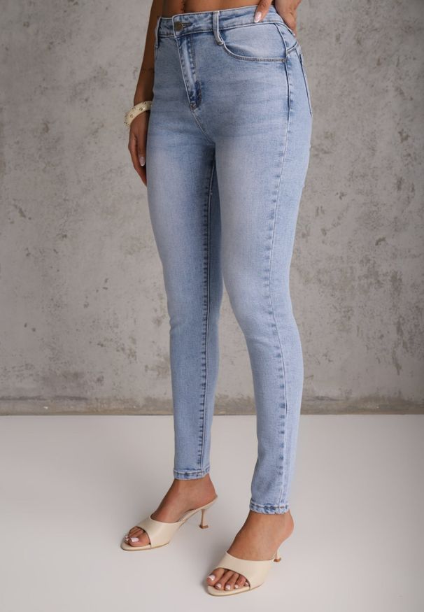 Renee - Niebieskie Modelujące Jeansy Skinny z Bawełną Simiel. Okazja: na co dzień. Kolor: niebieski. Styl: casual