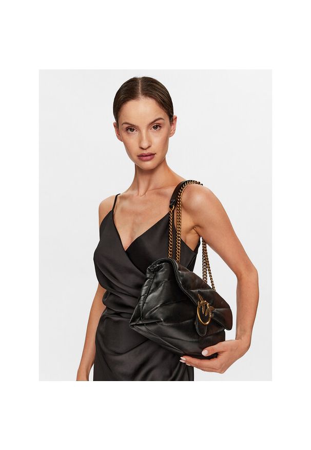 Pinko - Torebka PINKO. Kolor: czarny