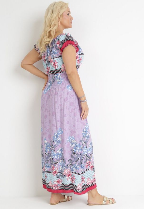 Born2be - Fioletowa Sukienka Maxi Hiszpanka z Gumkami w Talii z Bawełny Doreyana. Typ kołnierza: dekolt hiszpanka. Kolor: fioletowy. Materiał: bawełna. Sezon: lato, wiosna. Długość: maxi
